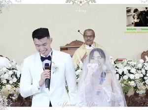 Ketika Nita Vior Bablas Tertawa di Altar Pernikahan