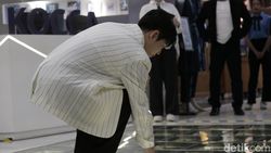 Paul Kim Ceria Banget Berkunjung ke KOREA 360 Paul Kim Ceria Banget Berkunjung ke KOREA 360