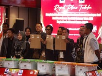 Potret Pleno Rekapitulasi Suara Hasil Pilgub Jakarta