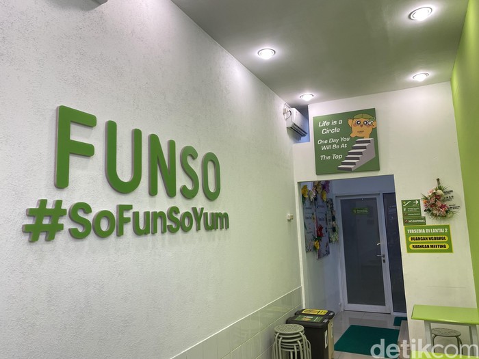 Segarnya Minuman Lemon 1 Liter hingga Ubi Brulee Es Krim Boba