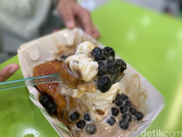 Segarnya Minuman Lemon 1 Liter hingga Ubi Brulee Es Krim Boba