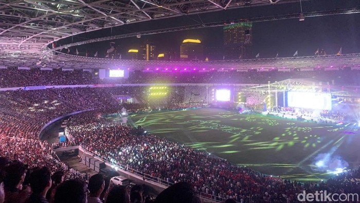Suasana Natal Tiberias 2024 di Stadion GBK