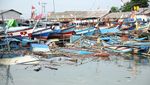 Tengok Dampak Banjir di Sukabumi, Jalan Putus-Perahu Terbalik Tengok Dampak Banjir di Sukabumi, Jalan Putus-Perahu Terbalik