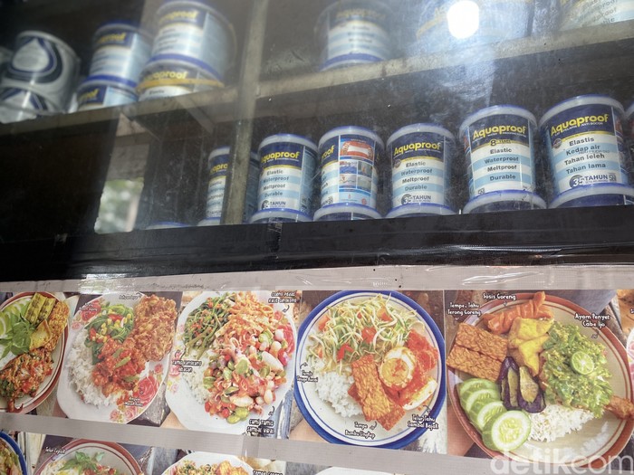 Warung nasi toko bangunan Warung nasi toko bangunan