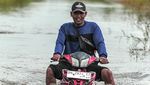 Banjir Rendam Jalan Lintas Jambi-Berbak