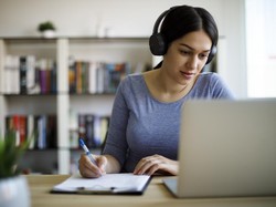 Daftar Imbas Kenaikan PPN 12% untuk Anak Muda: Netflix Hingga Tiket Konser