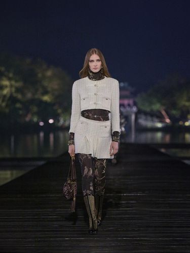 Koleksi Chanel Matiers Dart Show 2025 Koleksi Chanel Matiers Dart Show 2025