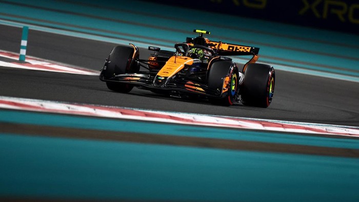 Formula One F1 - Abu Dhabi Grand Prix - Yas Marina Circuit, Abu Dhabi, United Arab Emirates - December 7, 2024 McLarens Lando Norris during qualifying REUTERS/Amr Alfiky