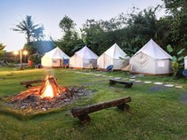 Menikmati Keindahan Alam Karangasem dengan Glamping Pinggir Sungai