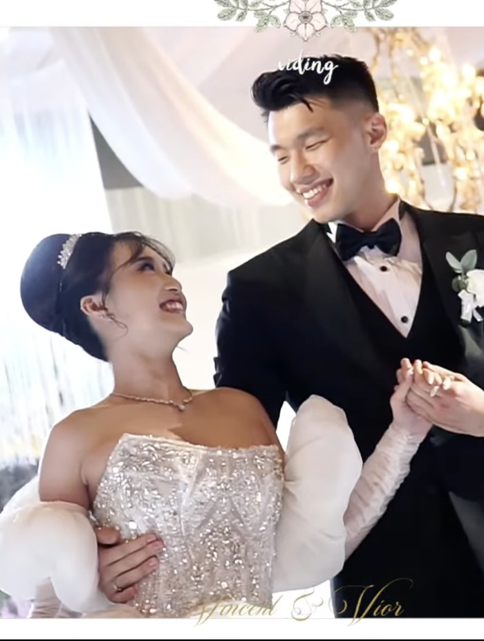 Resepsi pernikahan Nita Vior dan Vincent.
