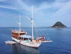 Potensi Gelombang 2,5 Meter sampai 24 Desember di Labuan Bajo, Waspada Ya