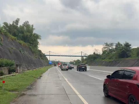 Tol Pandaan-Malang banjir