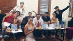 Kompaknya Yama Carlos dan Carina Ivola saat Kulineran Bersama