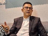 Tongkang Tabrak Jembatan Mahulu Pukul 05.00, Melintas di Luar Jadwal Resmi