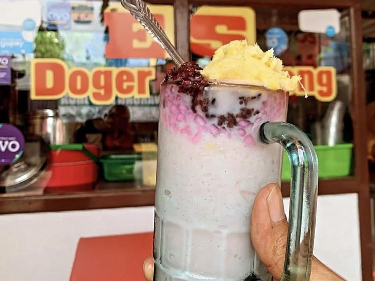 Slurrp! Manis Segar 20 Es Doger di Sini