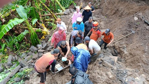 Dua pekerja proyek tewas tertimbun longsor di Ubud, Bali, Senin (9/12/2024).