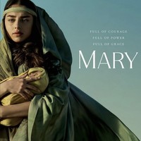 Nama Noa Cohen masih terbilang baru di Hollywood. Namun, sosoknya belakangan menyita perhatian setelah memerankan Maria, ibu Yesus Kristus, di film Natal terbaru produksi Netflix yang bertajuk ‘Mary’. (Foto: Dok. Netflix)