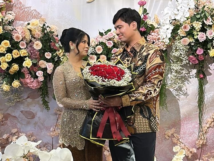 Haji Faisal Bakal Mantu, Frans Resmi Lamar Indah Manajer Pribadinya