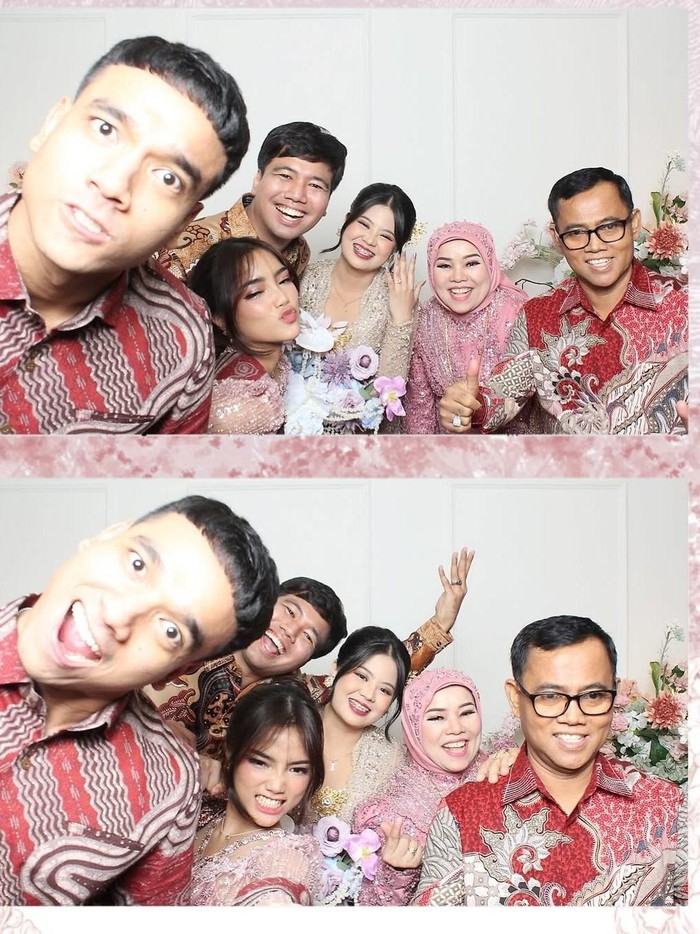 Frans Faisal melamar Indah, manajernya.