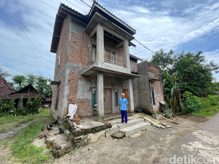 Desa Mojorejo, Kecamatan Jetis, Ponorogo asal orang tua Gus Miftah sebelum transmigrasi ke Lampung, Sumatera