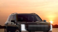 Desain Palisade terbaru kini mirip desain All New Santa Fe yang serba mengotak. Tampak depan Palisade memiliki garis-garis lampu LED yang sporty dan modern. Selanjutnya bagian grille juga sudah didesain ulang menjadi lebih minimalis. Palisade baru disebut memiliki jarak sumbu roda lebih panjang dan overhang lebih pendek. Foto: Hyundai