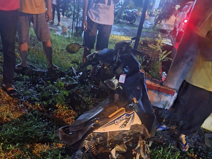 Kondisi kendaraan yang terlibat kecelakaan maut di simpang tiga Derwolo, Pengasih, Kulon Progo, Minggu (9/12/2024).