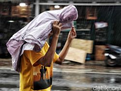 Masyarakat Diminta Waspada Cuaca Ekstrem Saat Libur Nataru 2024/2025