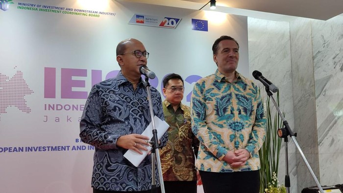 Menteri Investasi dan Hilirisasi/Kepala Badan Koordinasi Penanaman Modal (BKPM) Rosan Perkasa Roeslani mengajak negara-negara Eropa untuk berkolaborasi dalam mengelola energi baru terbarukan dalam acara Indonesia-Europe Investment Summit 2024.