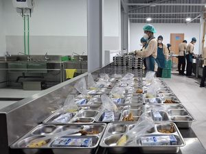 Ini Menu Makan Bergizi Gratis yang Diuji Coba di SPPG Tanah Sareal Bogor