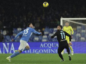 Napoli Gagal Kembali ke Puncak Setelah Ditekuk Lazio 0-1
