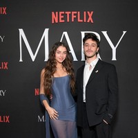 Seruan untuk memboikot film yang mengangkat sosok Maria sebagai tokoh sentral itu pun tak terhindarkan. Netflix tidak hanya menghapus konten Palestina, tetapi kini juga merilis film tentang Maria dengan pemeran Israel, sementara orang-orang ini membom tempat kelahiran Kristus? Boikot! tulis lainnya. (Foto: Charley Gallay/Getty Images for Netflix)