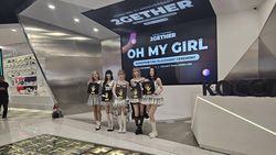 OH MY GIRL Manggung di Jakarta, Bikin Ceria Nonstop!