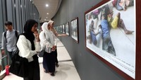 Koleksi tersebut dikumpulkan dari berbagai sumber untuk memperingati 20 tahun bencana gempa dan tsunami Aceh. 