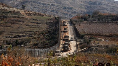 Penampakan Tank-tank Israel di Perbatasan Suriah