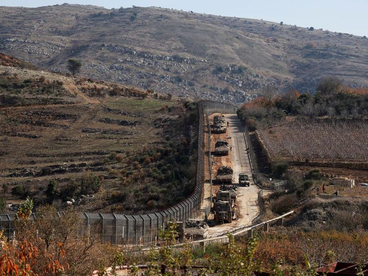 Penampakan Tank-tank Israel di Perbatasan Suriah