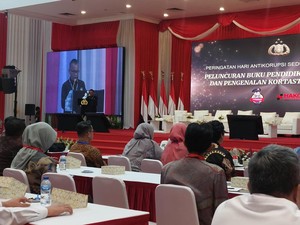 Satgassus Polri Luncurkan Buku Antikorupsi Karya Kapolri, BW-Novel Baswedan