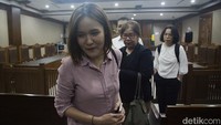 Seperti diketahui, Jessica sudah divonis 20 tahun penjara karena terbukti membunuh Mirna pada 2016. Dia bebas bersyarat pada Agustus 2024. 