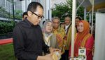 Momen Wamen Perindustrian Faisol Riza Tinjau Pameran Bangga Buatan Indonesia