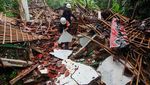 Puluhan Rumah Rusak Akibat Pergeseran Tanah di Cikembar Sukabumi