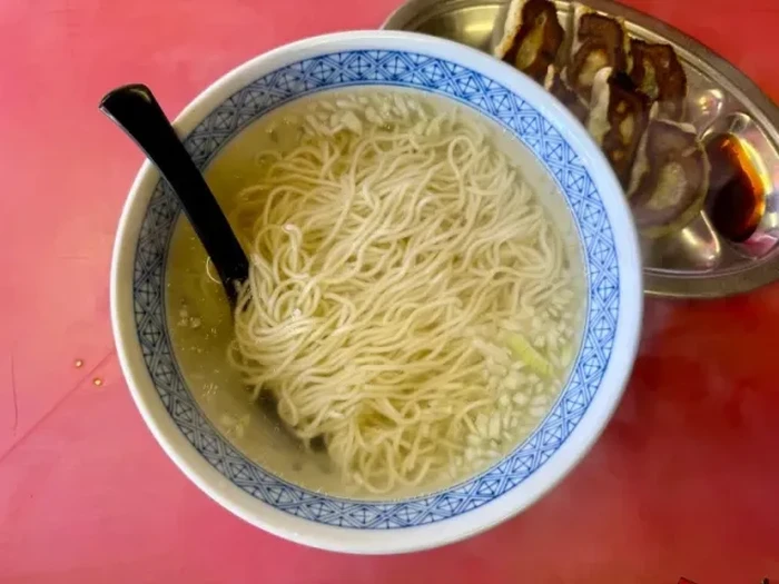 Ramen Paling Sederhana Ini Isinya Polos Tapi Banyak yang Suka