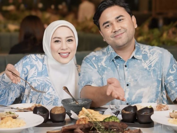 Shanty Denny Punya Gaya Seru Saat Cicip Makanan