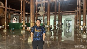 Petualangan ke Wisata Religi Masjid Sunan Ampel di Akhir Tahun
