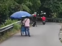 Viral Penjual Pentolan di Ambon Jalan Sempoyongan Usai Dicekoki 4 Gelas Miras