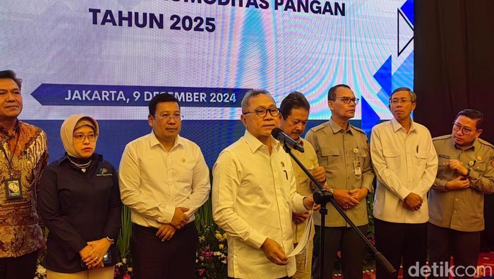 Zulhas Sebut RI Setop Impor Beras hingga Gula Konsumsi 2025