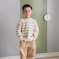 Sakalingga lahir pada 1 September 2020. Putra bungsu Ussy dan Andhika itu kini baru berusia 4 tahun. Meski demikian penampilannya sudah terlihat stylish. Foto: Instagram/@andhiiikapratama