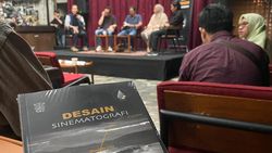 Angkat Standar Perfilman Nasional Lewat Buku Desain Sinematografi Angkat Standar Perfilman Nasional Lewat Buku Desain Sinematografi
