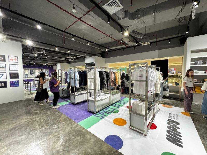 BTS POP-UP: SPACE OF BTS dibuka mulai 7 Desember 2024 sampai 9 Maret 2025 di Neo Soho Mall, Jakarta Barat.