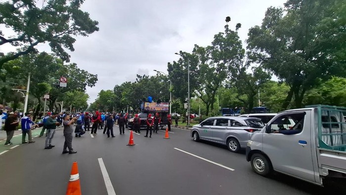 Demonstrasi di depan Balai Kota Jakarta (Belia/detikcom)