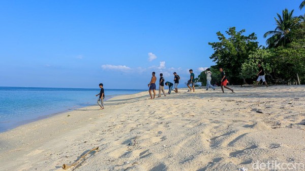 Eksotisme Pantai Kampa di Konkep yang Berpasir Putih