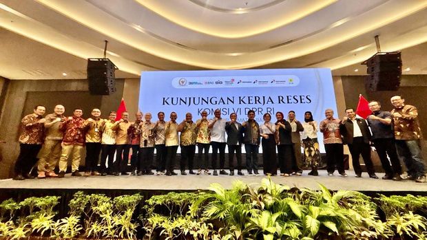 Kunjungan kerja reses Komisi VI DPR RI ke Kota Padang, Provinsi Sumatera Barat (Sumbar), pada masa reses persidangan I tahun sidang 2024-2025 di Hotel Mercure Padang. (dok. istimewa).